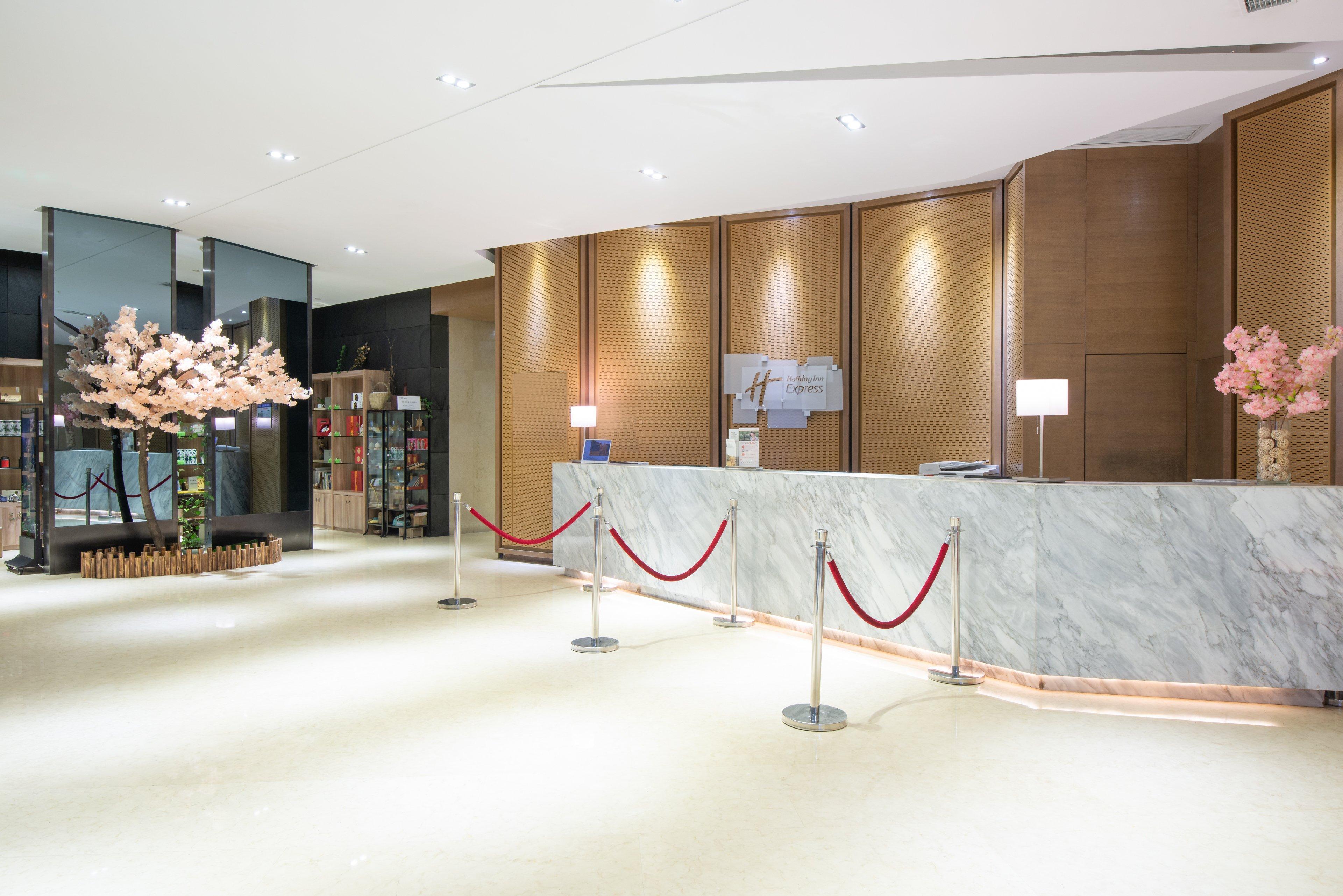 Holiday Inn Express Chengdu West Gate By Ihg Zewnętrze zdjęcie